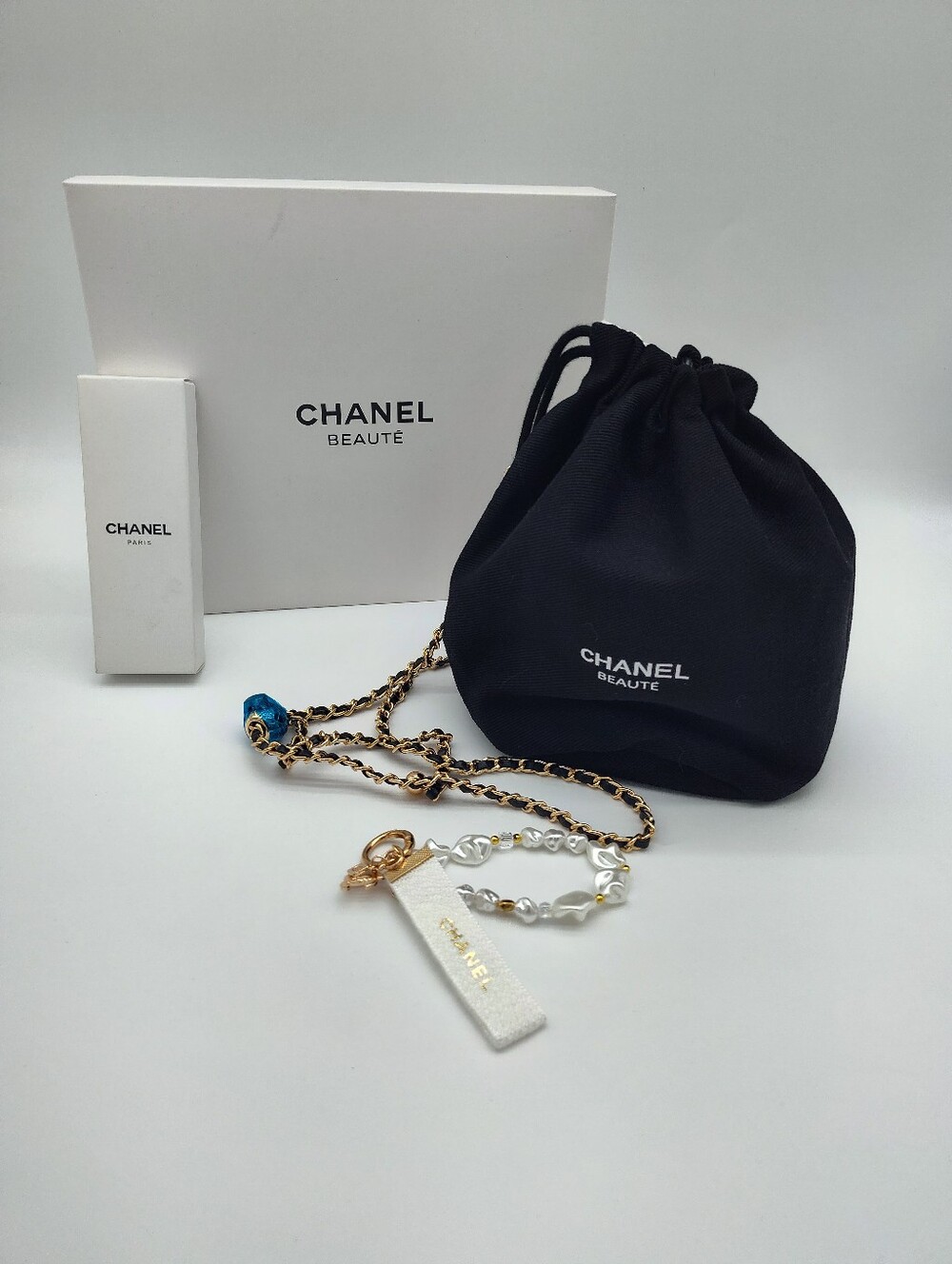 CHANEL Beauté Black Drawstring Pouch Chain Strap Keychain Collector Set NIP NIB